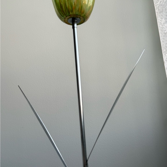 Vintage Glass Tulip Bendable Metal Leaves Candle Holder Post Modern - Picture 5 of 16